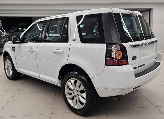 LAND ROVER FREELANDER 2 2.2 SE SD4 16V TURBO DIESEL 4P AUTOMÁTICO